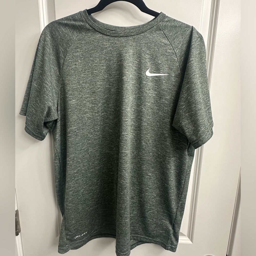 NWOT Nike Shirt